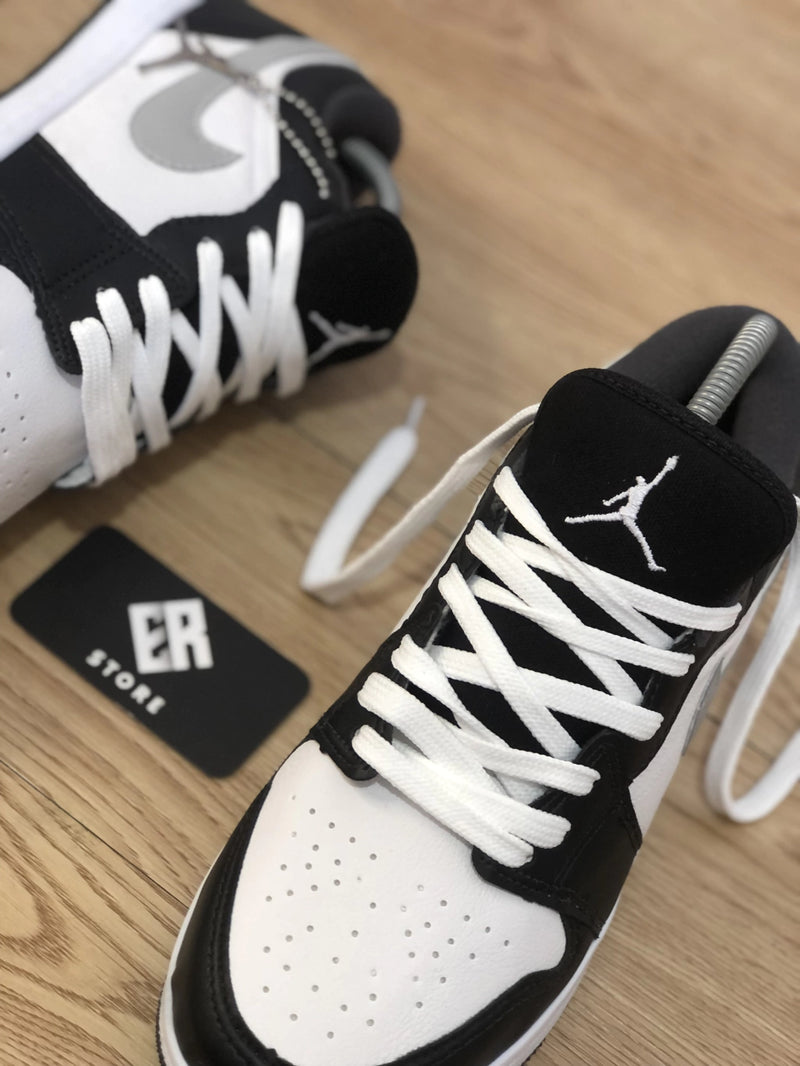 Zapatilla Nike Unisex - Air Jordan 1 Low -Negro/Blanco
