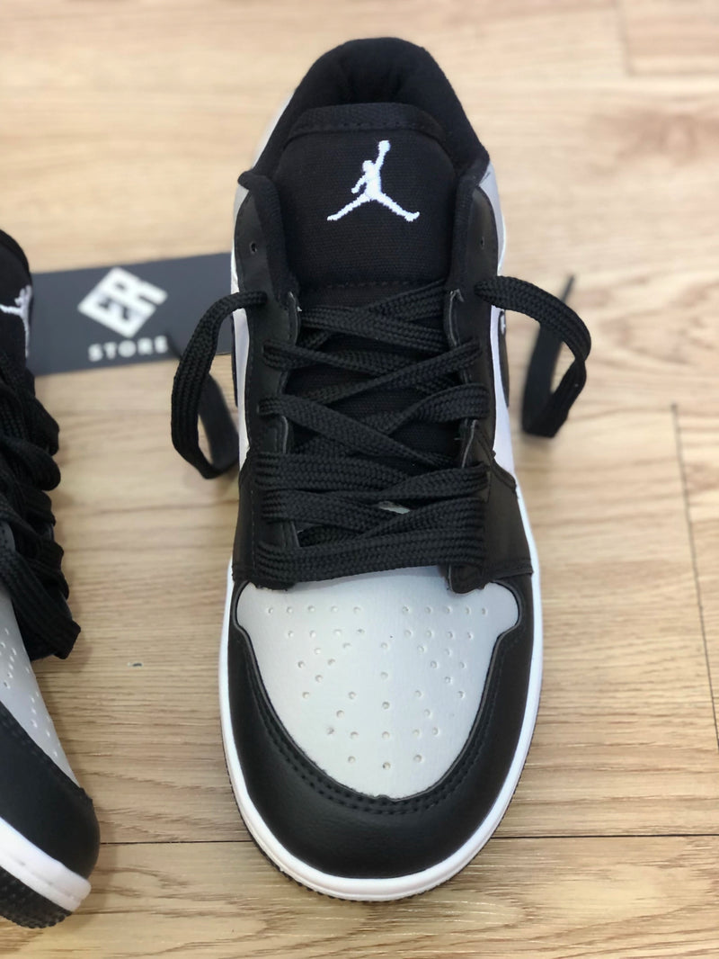 Zapatilla Nike Unisex - Air Jordan 1 Low - Blanco/Negro/Gris